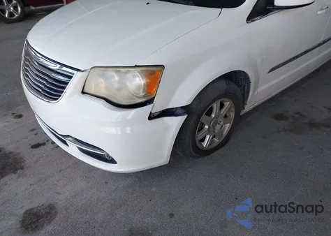 2013 Chrysler Town & Country Touring из США, поврежденный, VIN 2C4RC1BG1DR529127